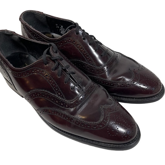 Nunn Bush TJ Wingtip Oxford Dress Shoes - Medium W